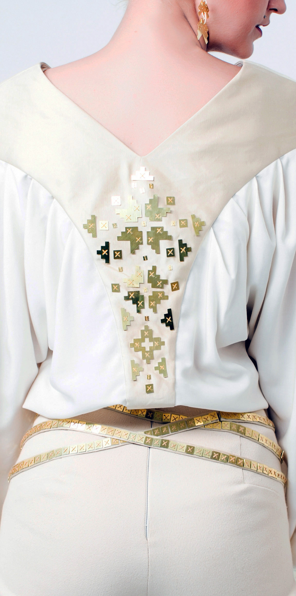 Illango Women S Clothing Collection With Copper Decoration Illango Women S Clothing Collection